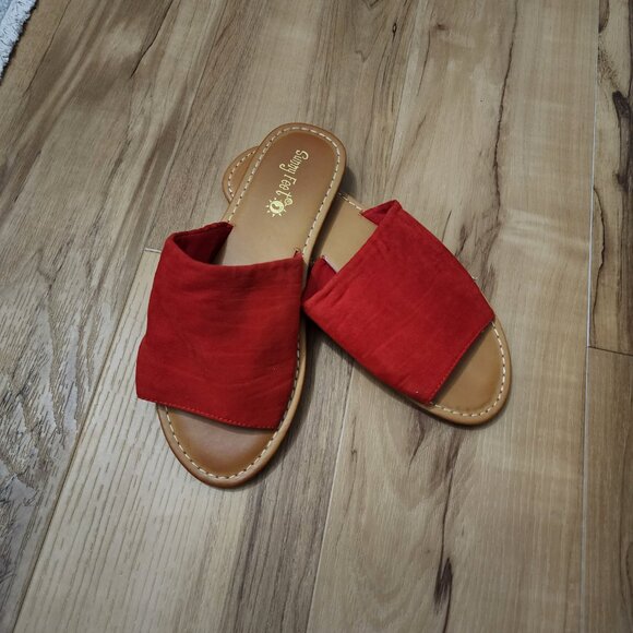 Sunny Feet Sandals - Picture 2 of 2